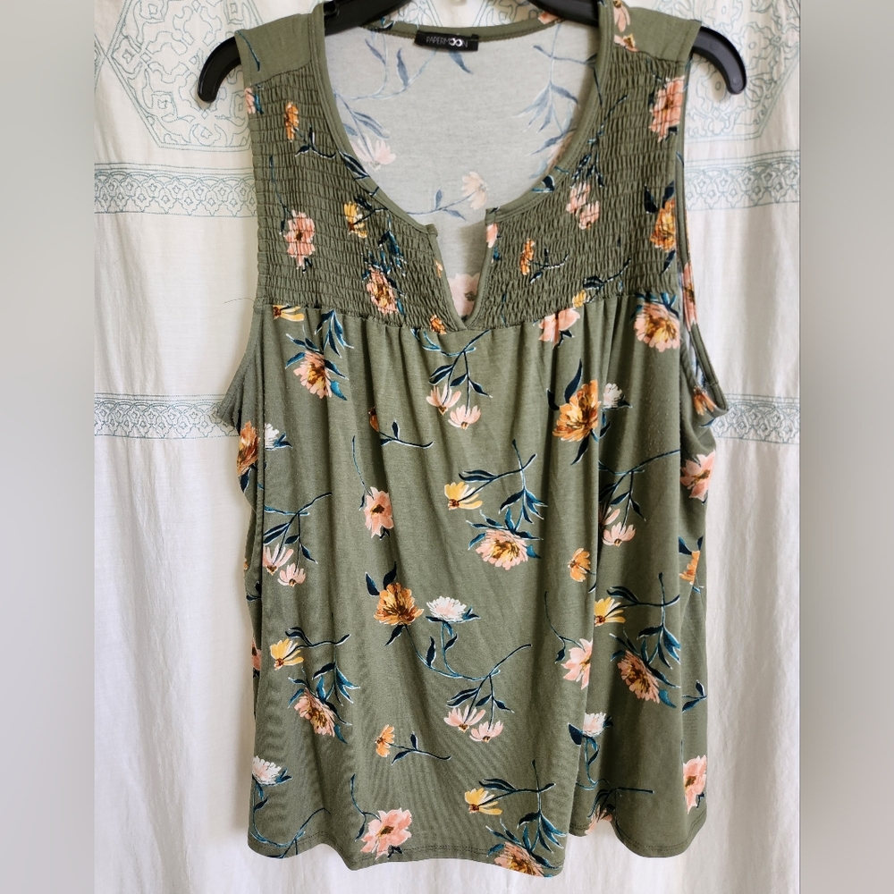 Green floral sleeveless top